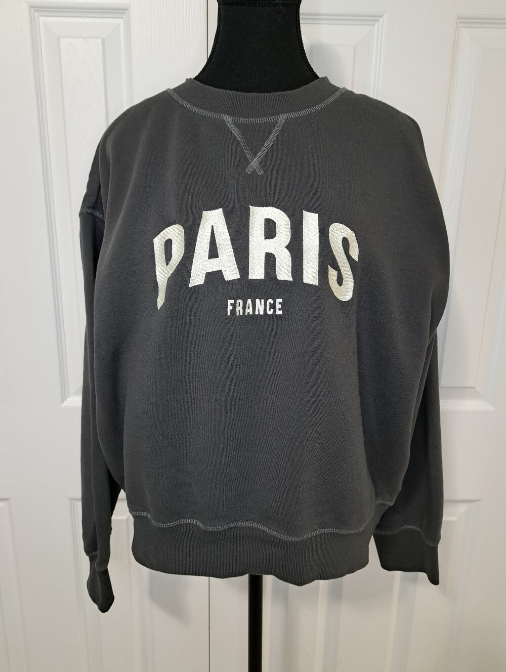 H&M Paris France Sweatshirt Grey Embroided Size Medium Casual Lounge Relaxed